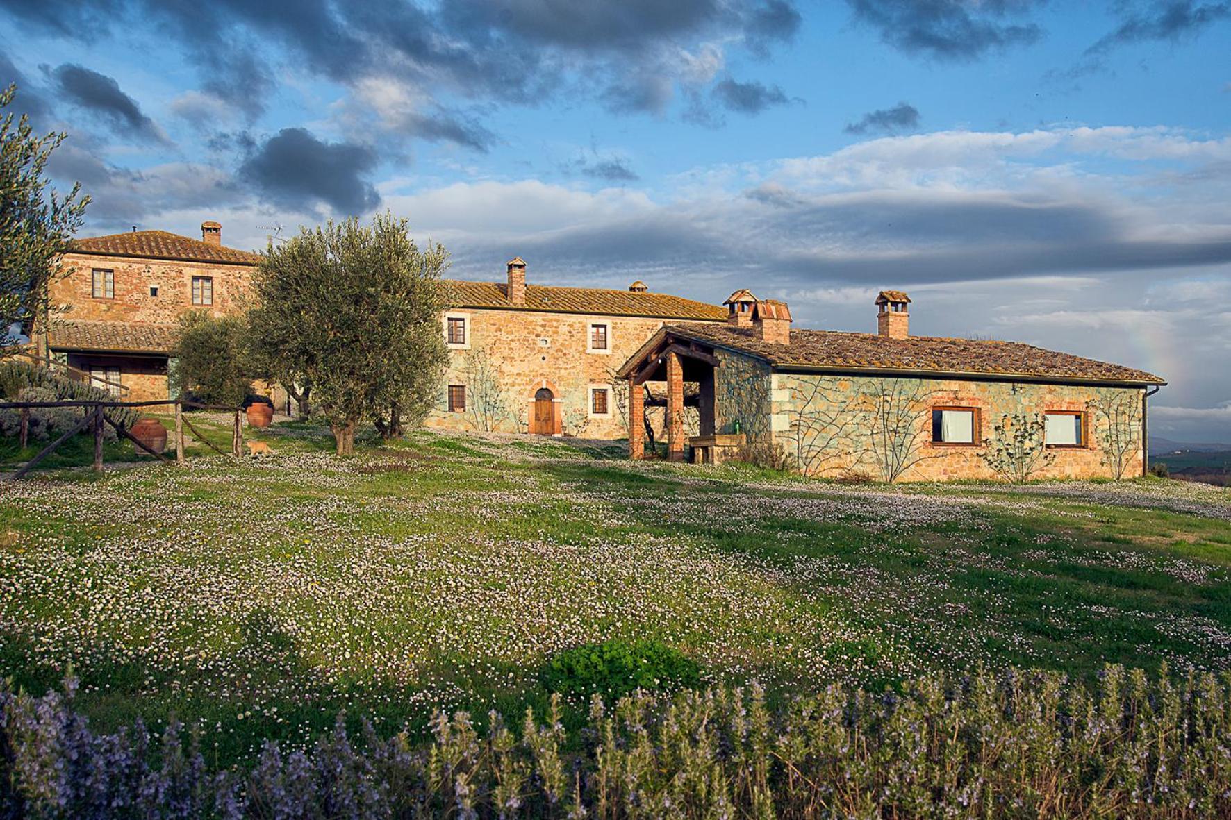 Agriturismo Le Sorbelle D'Orcia Con Piscina ピエンツァ エクステリア 写真