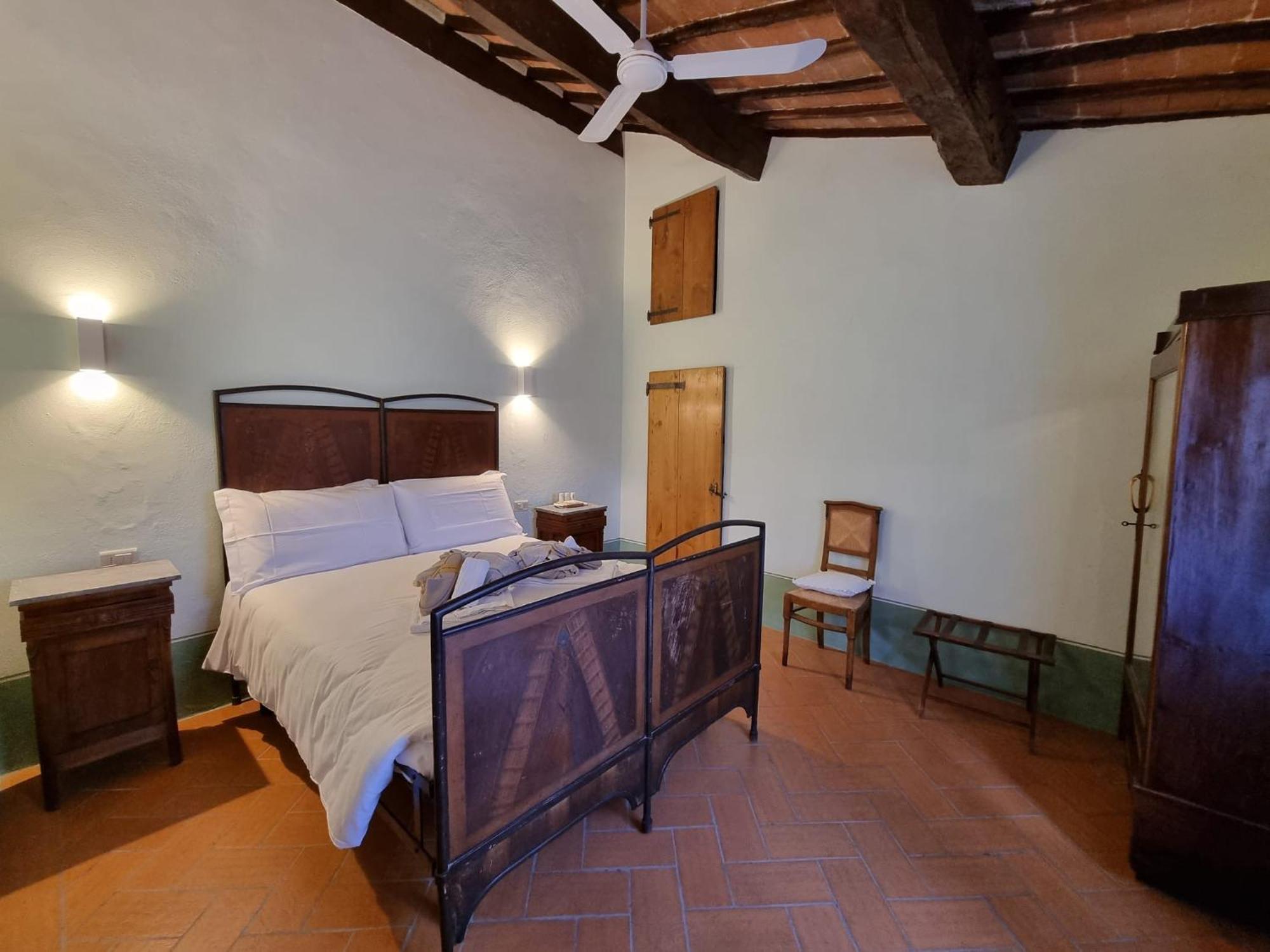Agriturismo Le Sorbelle D'Orcia Con Piscina ピエンツァ エクステリア 写真