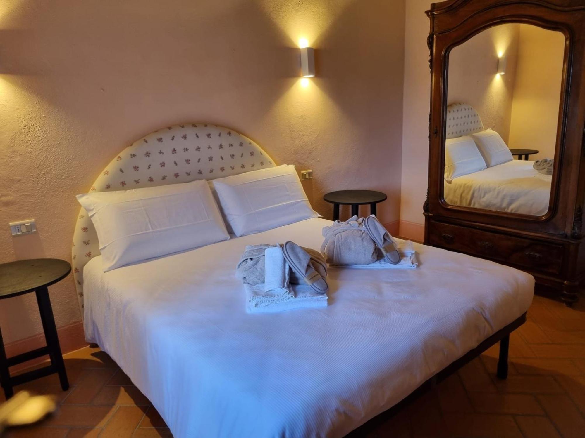 Agriturismo Le Sorbelle D'Orcia Con Piscina ピエンツァ エクステリア 写真